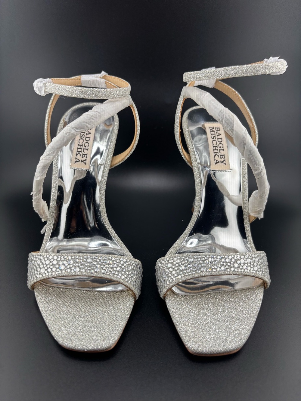Badgley Mischka Sally Crystal Embellished Silver Heels Size 5 NIB